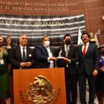 Recibe alcalde de Guadalupe Julio César Chávez reconocimiento internacional