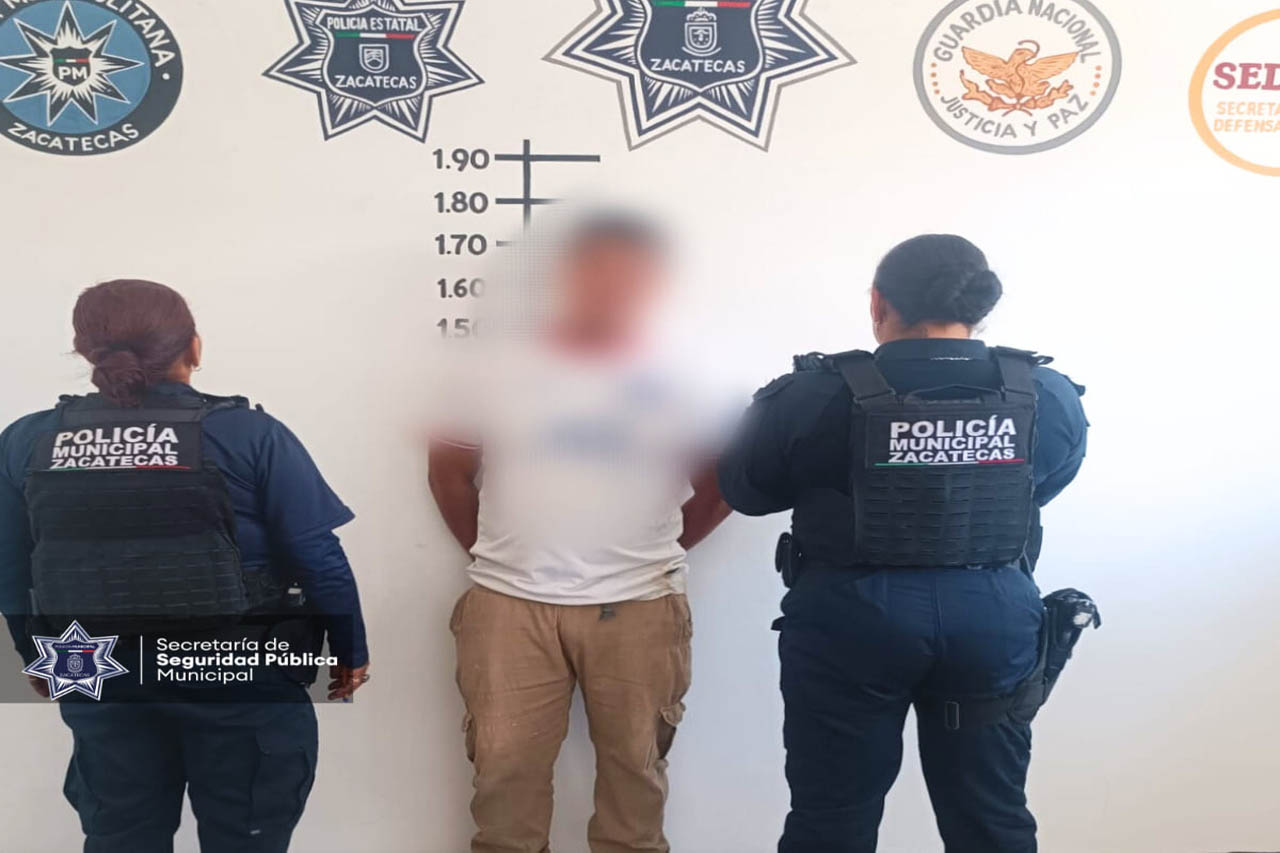 Policías de Zacatecas detienen a Javier por golpear a su pareja ...