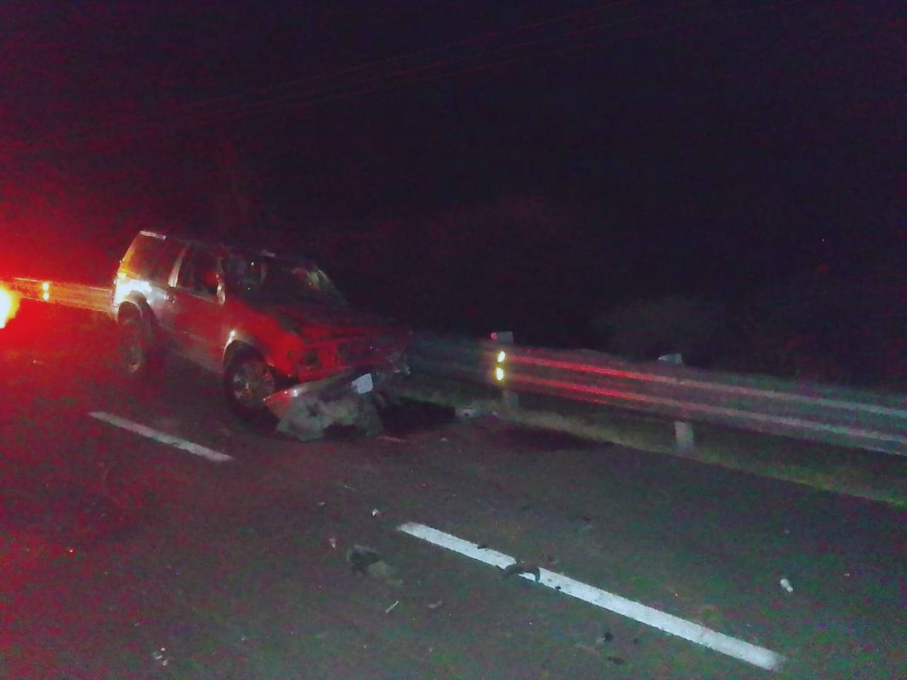 Un hombre pierde la vida tras volcarse en su camioneta en Zacatecas ...