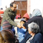 Entrega alcalde Pepe Saldívar más de 3 mil apoyos invernales