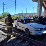 Quiso ganarle al tren en Guadalupe y terminó en el hospital