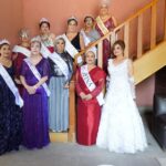 Coronan a Carmen I como Reina de los Pensionados Issstezac 2024