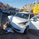 Accidente vehicular en Arroyo de Las Sirenas deja un joven lesionado