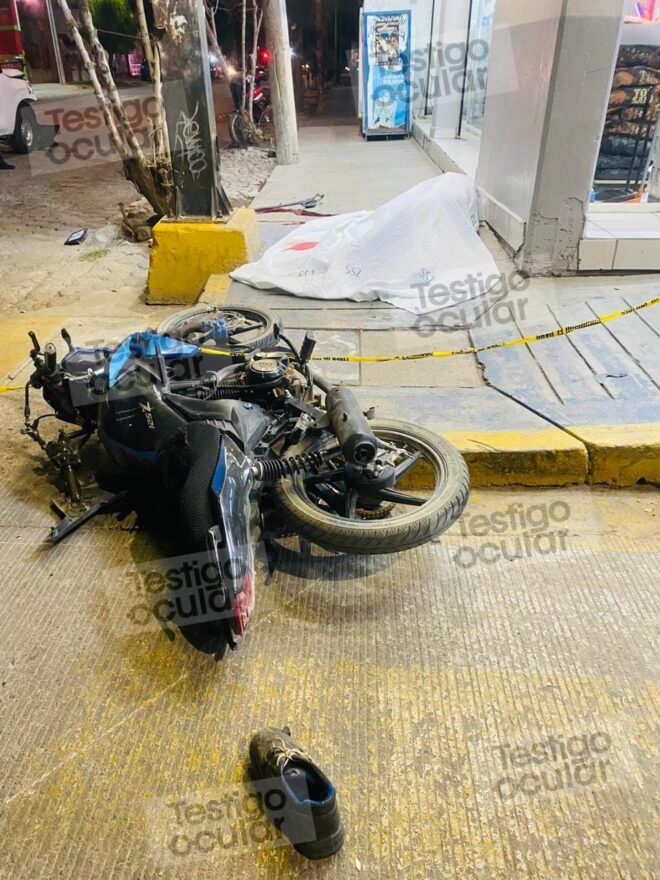 Camioneta de Protección Civil Municipal atropella a joven y le quita la ...