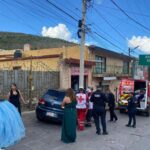 Se estrella familia con todo y quinceañera en Zacatecas