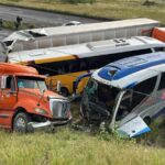 Accidente masivo en la 45 norte; reportan personas prensadas y lesionados graves