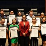 Reconoce Vero Díaz talento de jóvenes de Guadalupe en concurso de oratoria