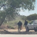 Sicarios en moto abren fuego contra joven y desatan movilización