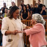 Celebran 100 años de vida de la Señora Gloria, en Casa Hogar para la Tercera Edad