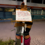 Los amarran y golpean en plena zona centro